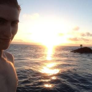 Meet your Posher, Cane